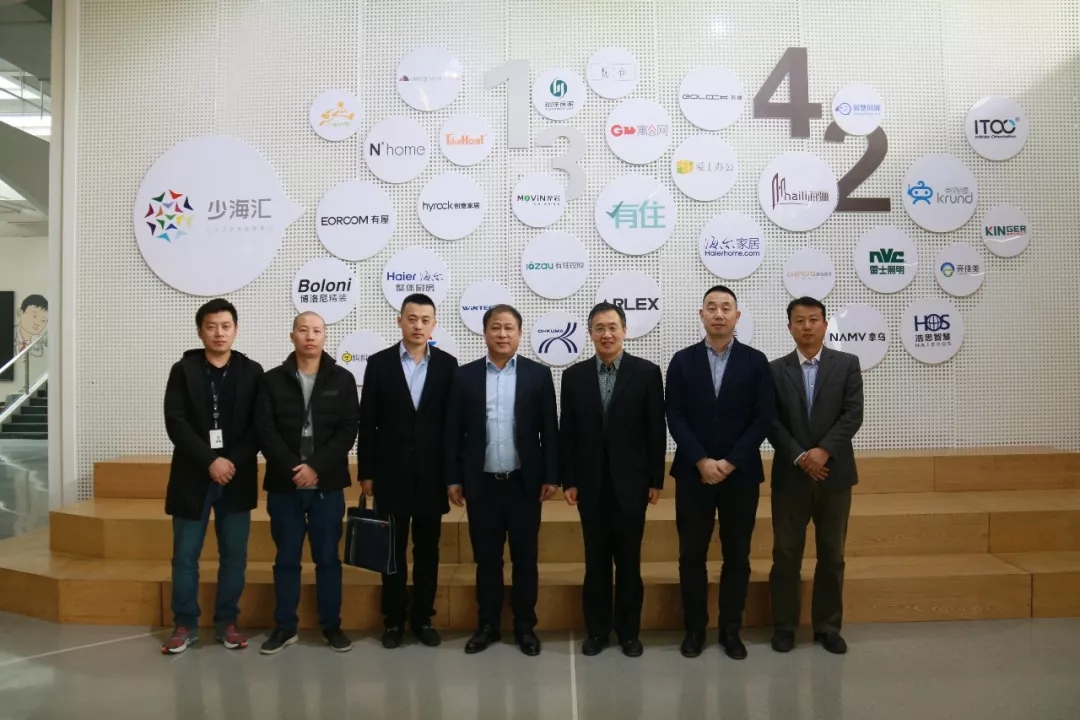 青島市建管局、市裝飾協(xié)會(huì)訪問海驪，點(diǎn)贊生態(tài)融合推動(dòng)兄弟企業(yè)發(fā)展