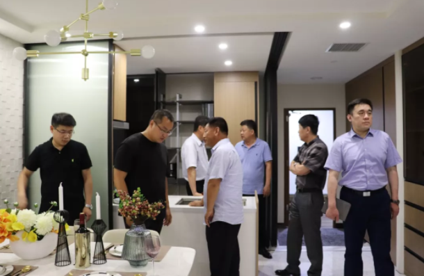 萊州市住建局、中建八局訪問海驪，探討住居全產(chǎn)業(yè)鏈合作